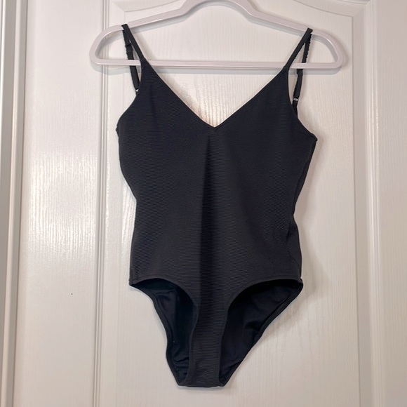 Leith One Piece Bathing Suit/Body Suit - Picture 1 of 12